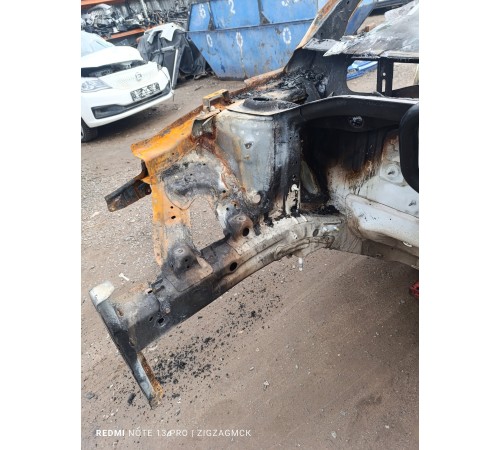 Лонжерон передний правый