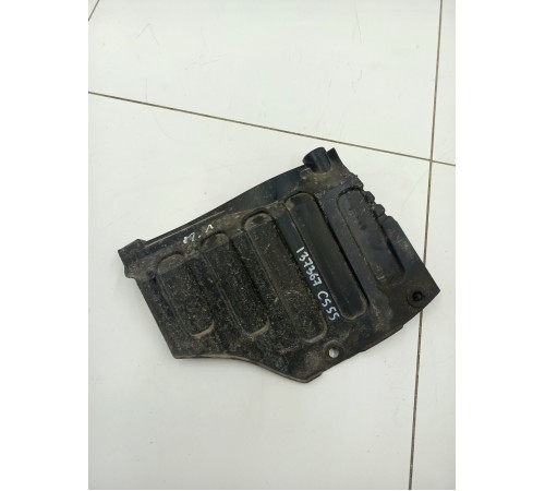 Пыльник двигателя передний левый