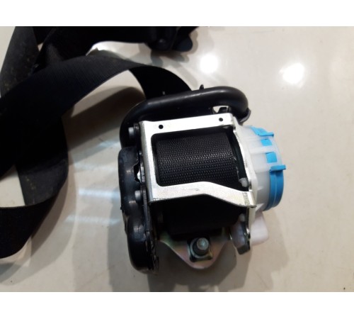 Ремень безопасности (передний, правый)