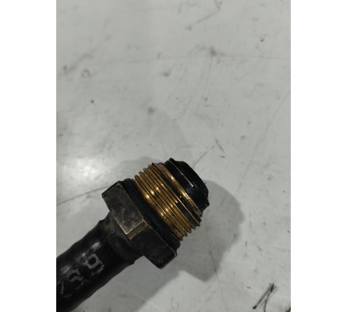 Штуцер тормозной системы №2