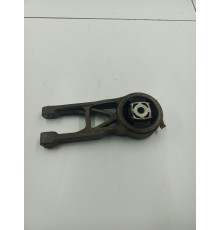 Опора двигателя задняя