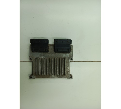 Блок управления двигателем