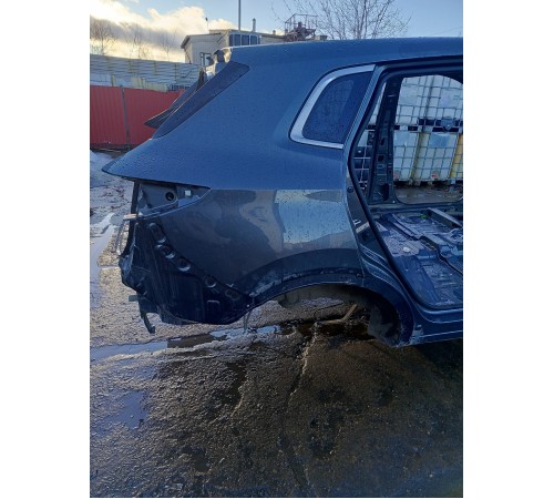 Крыло (заднее, правое)четверть