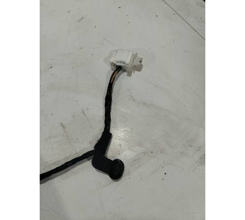 Электропроводка двери передняя левая