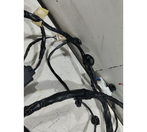 Электропроводка двери передняя левая