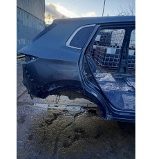 Крыло (заднее, правое)четверть