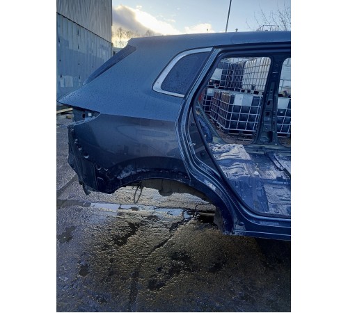 Крыло (заднее, правое)четверть