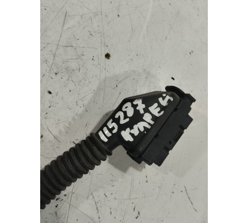 Электропроводка двери передняя левая