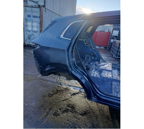 Крыло (заднее, правое)четверть