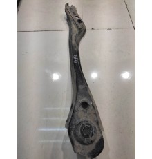 Кронштейн подрамника (задний, правый)