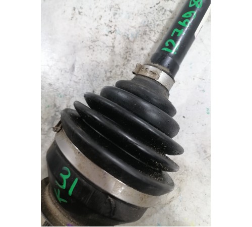 Привод (полуось) передний левый