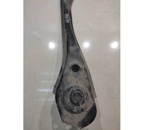 Кронштейн подрамника (задний, правый)