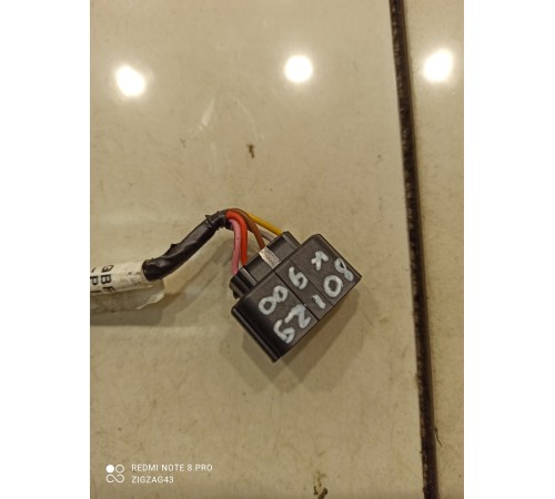 Электропроводка моторчика привода заслонки отопителя