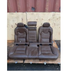 Задний ряд сидений