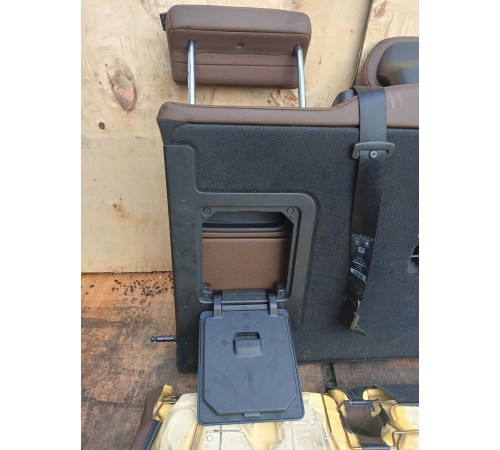 Задний ряд сидений