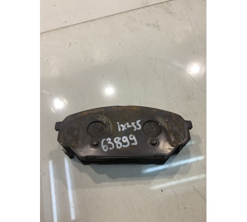 Тормозные колодки (передние)