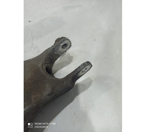 Рычаг задний правый