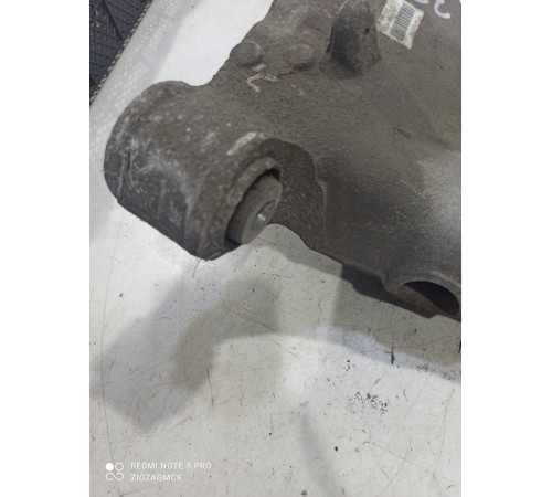 Рычаг задний правый