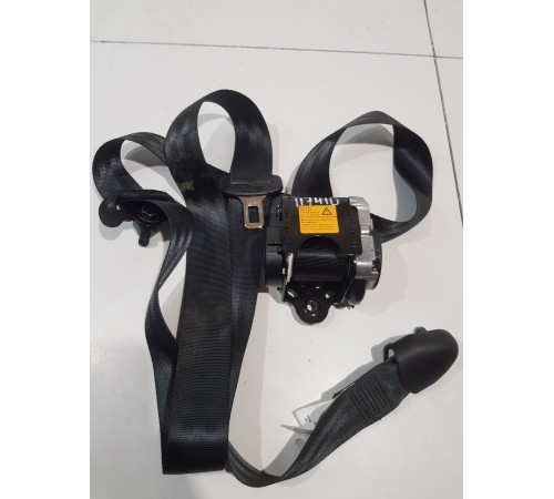 Ремень безопасности второго ряда левый