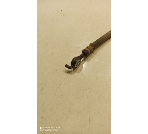 Тормозной шланг(передний правый)