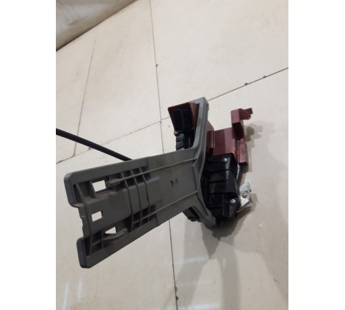 Замок двери (задний, левый)