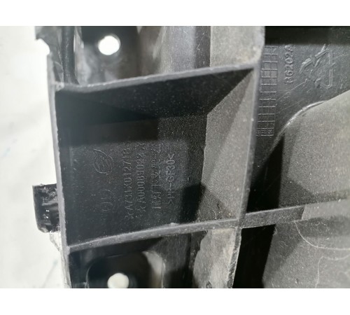 Кронштейн (крепление) заднего бампера левый