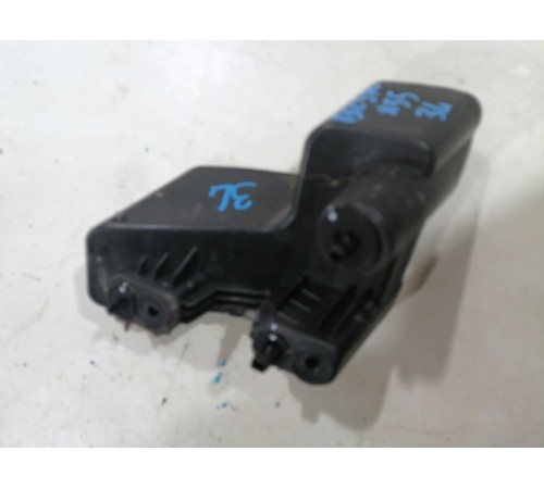 Кронштейн (крепление) заднего бампера левый