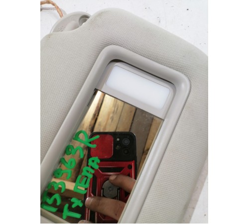 Козырёк правый