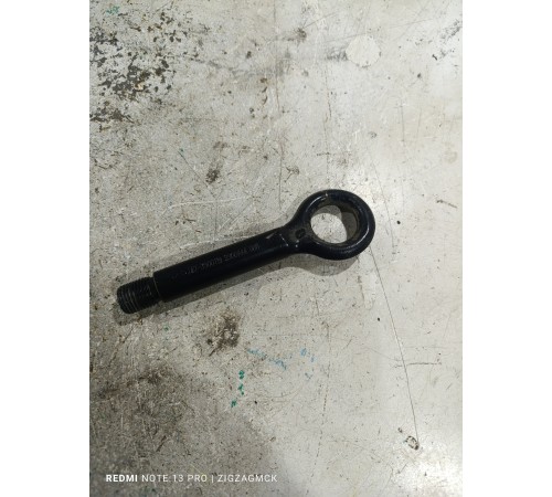 Крюк буксировочный