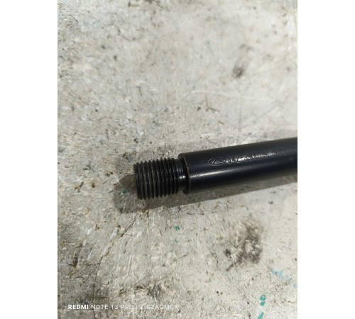 Крюк буксировочный