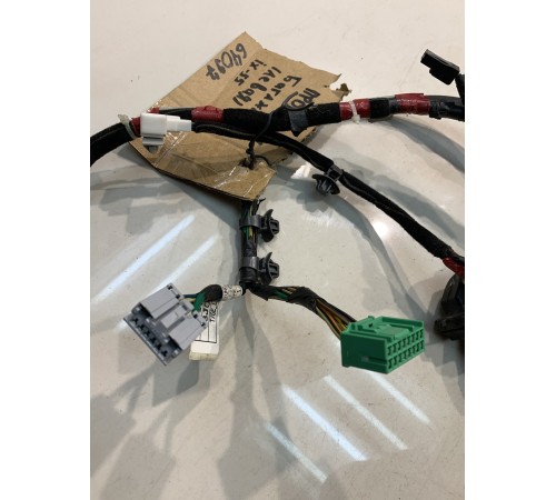 Электропроводка багажника (левая)