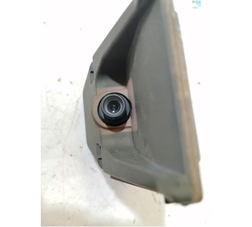 Камера переднего вида