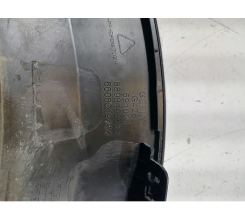 Накладка крыла задняя правая