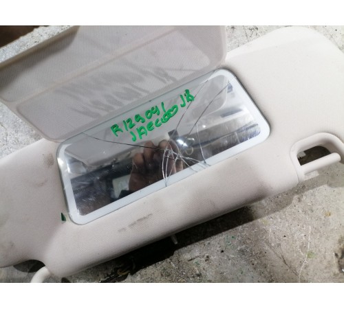 Козырек солнцезащитный правый