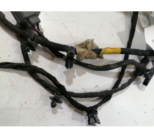 Электропроводка двери задняя левая