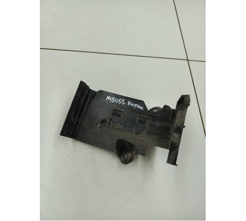 Кронштейн блока управления двигателем