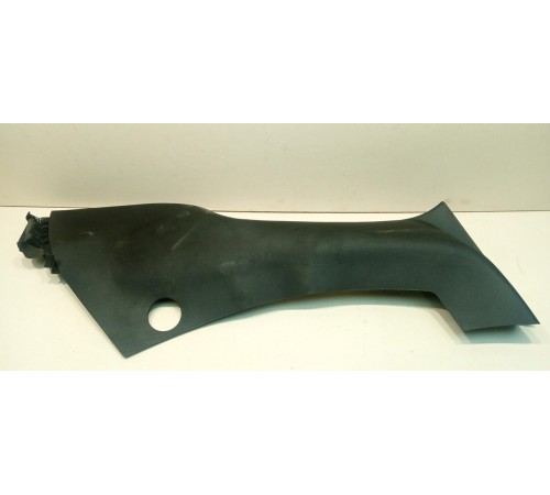 Обшивка стойки задняя правая