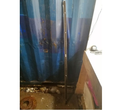 Рейлинг крыши правый