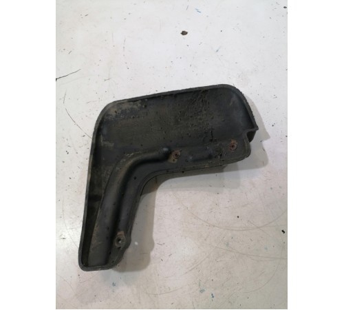 Брызговик задний левый