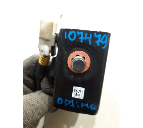 Ответная часть ремня безопасности (задняя, левая)