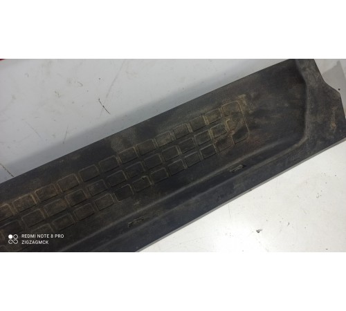 Накладка порога салона внутренняя