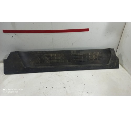 Накладка порога салона внутренняя