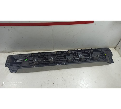 Накладка порога салона внутренняя