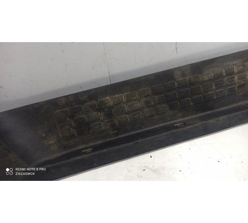 Накладка порога салона внутренняя