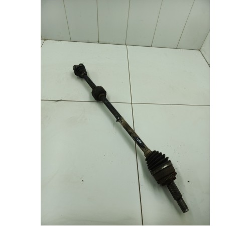 Привод (полуось) передний правый