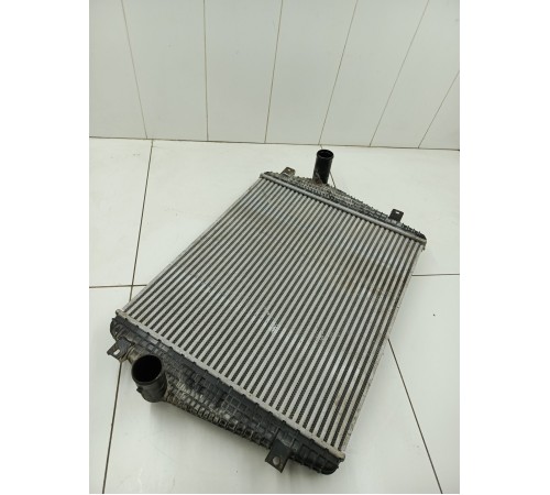 Радиатор охлаждения двигателя