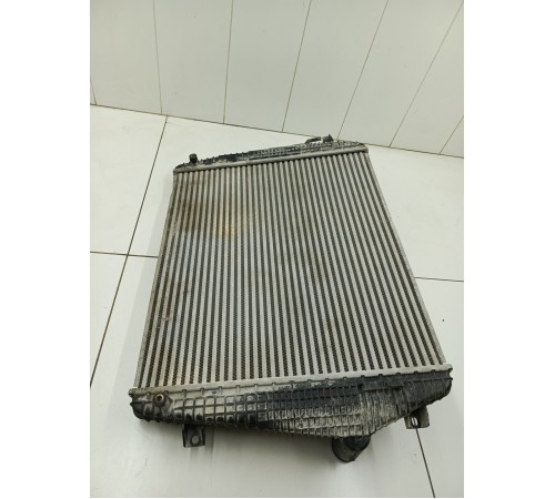 Радиатор охлаждения двигателя