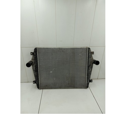 Радиатор охлаждения двигателя