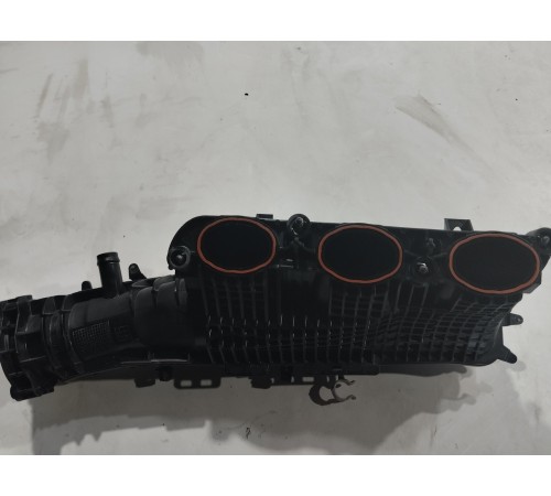 Впускной коллектор