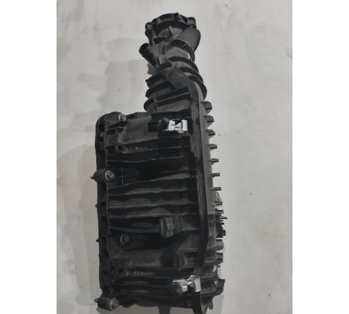 Впускной коллектор